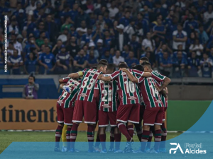 Em noite de confusão Fluminense bate Cruzeiro e avança às quartas de